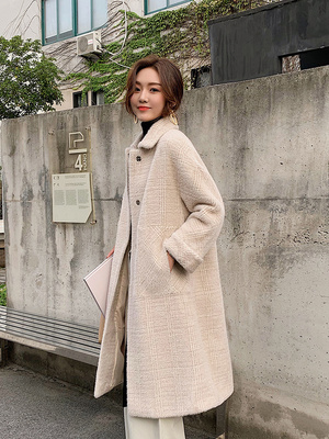 秋冬季服裝中羽絨服穿的時(shí)間反而沒它長_外套